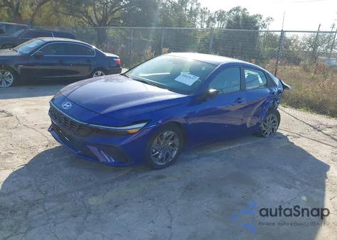 2024 Hyundai Elantra Sel z USA, uszkodzony, nr VIN KMHLM4DG8RU730708